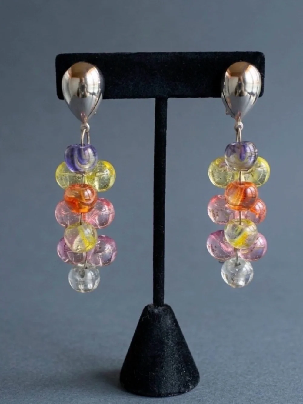 VTG 1970s Lucite Bubble Cluster Clip On Earrings Pastel Rainbow Waterfall Drop